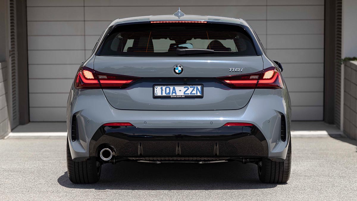 Rear of BMW 118i 