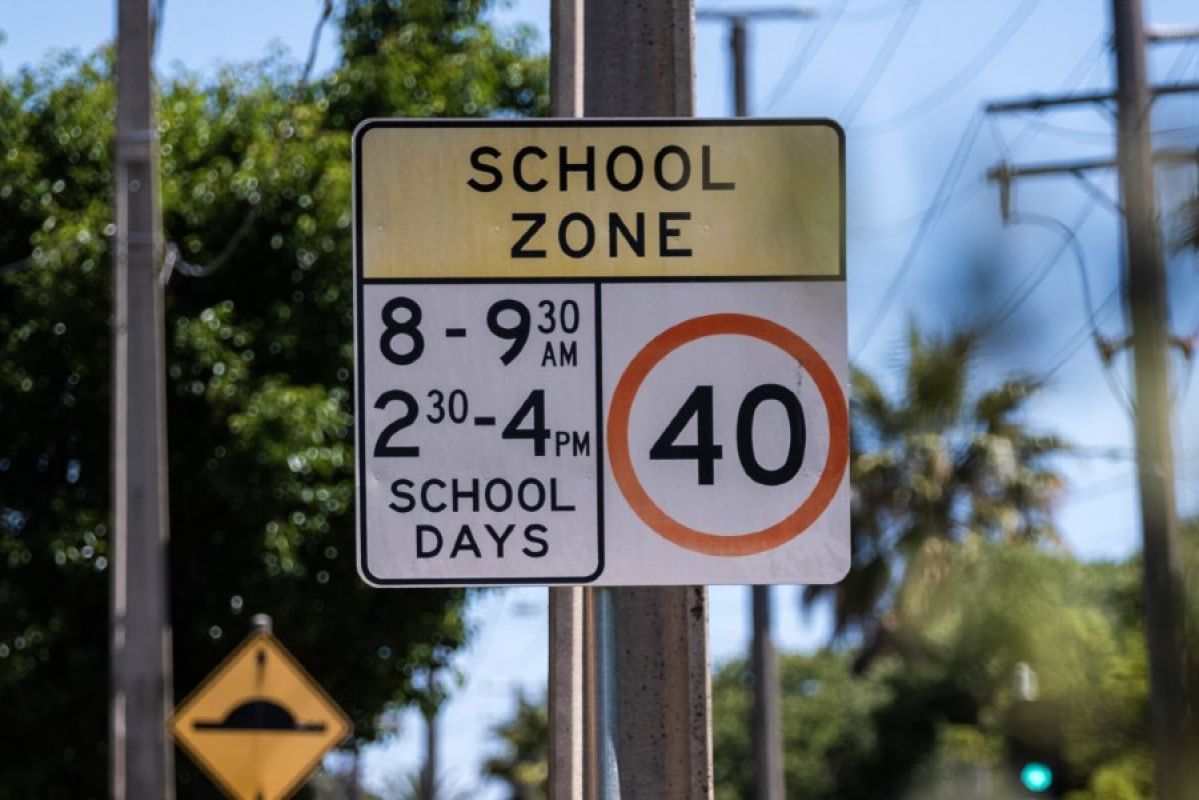 School Zone speed limit sign
