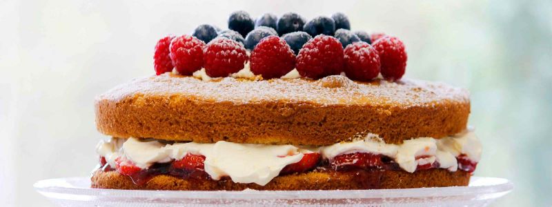 Simple and easy one-bowl sponge cake recipe | RACV