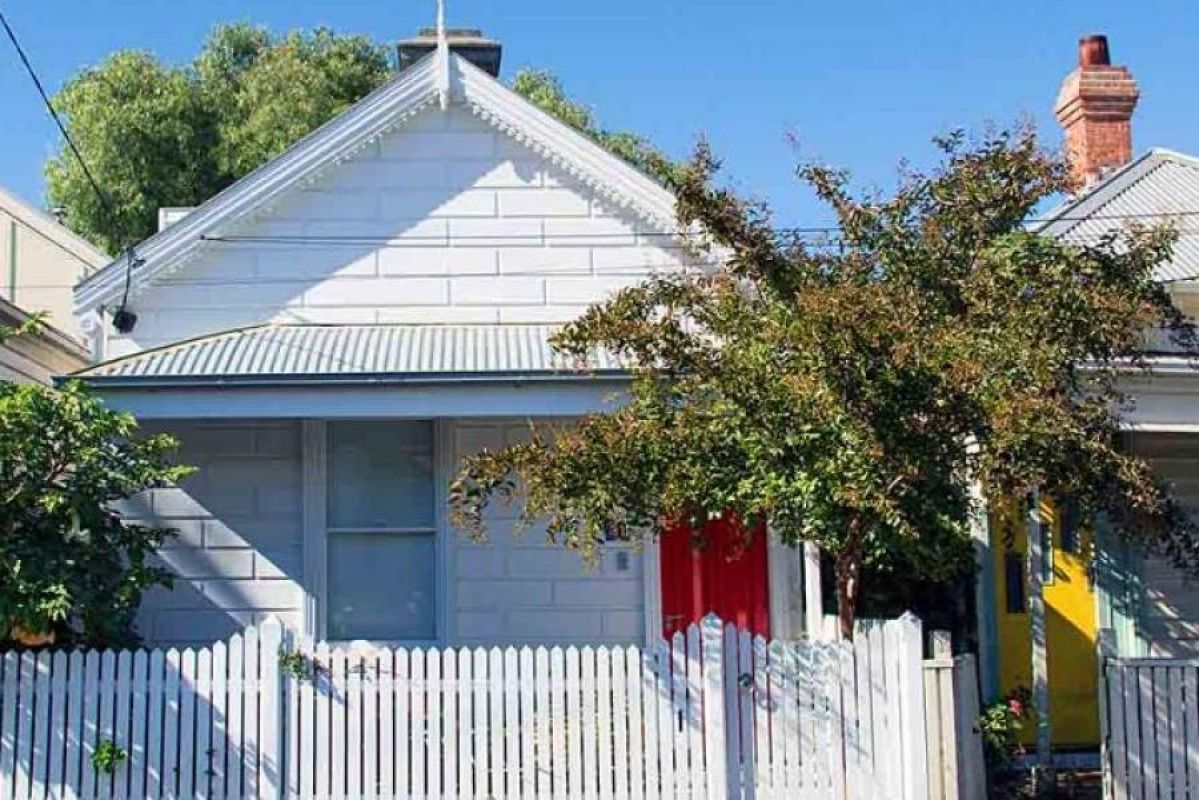 facade of white melbourne home