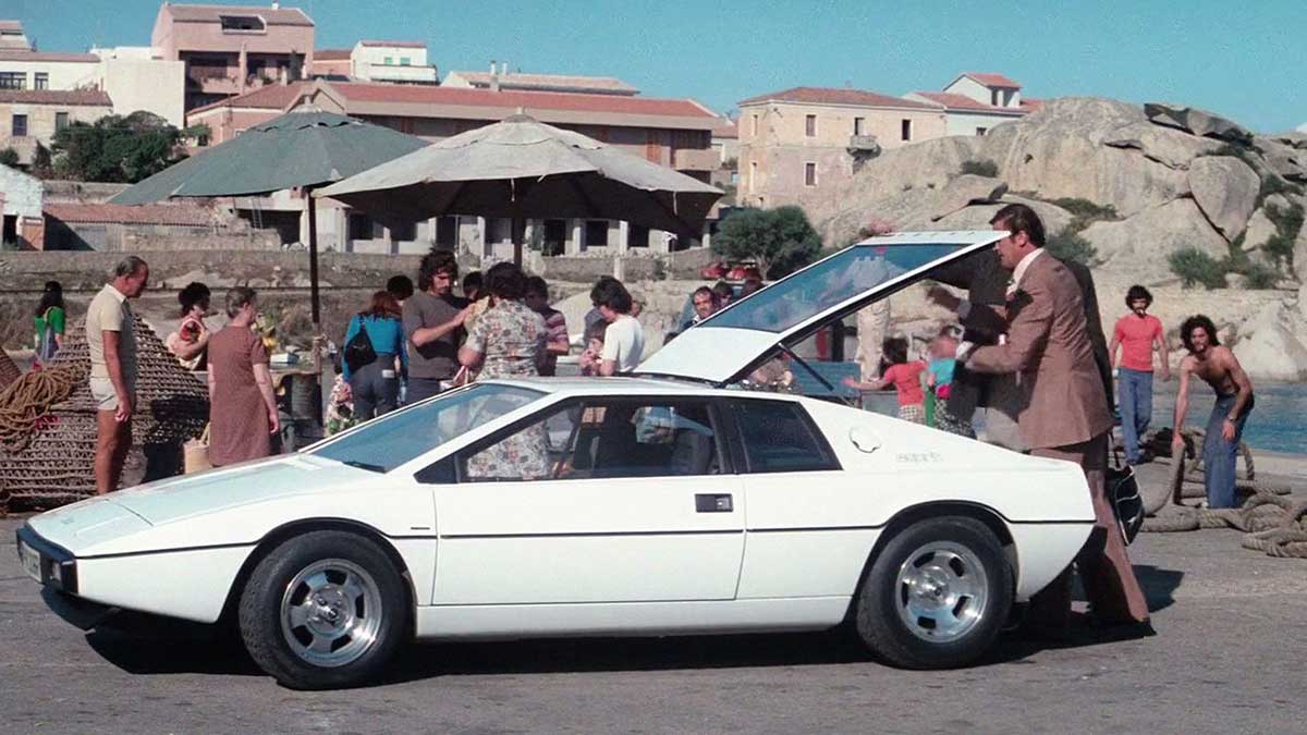 Roger Moore’s Lotus Esprit in The Spy Who Loved Me