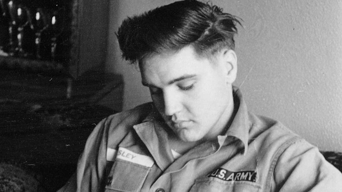 1200x675Elvis-Presley-during-his-US-Army-Service