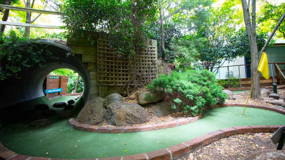 Grampians Adventure Park minigolf.