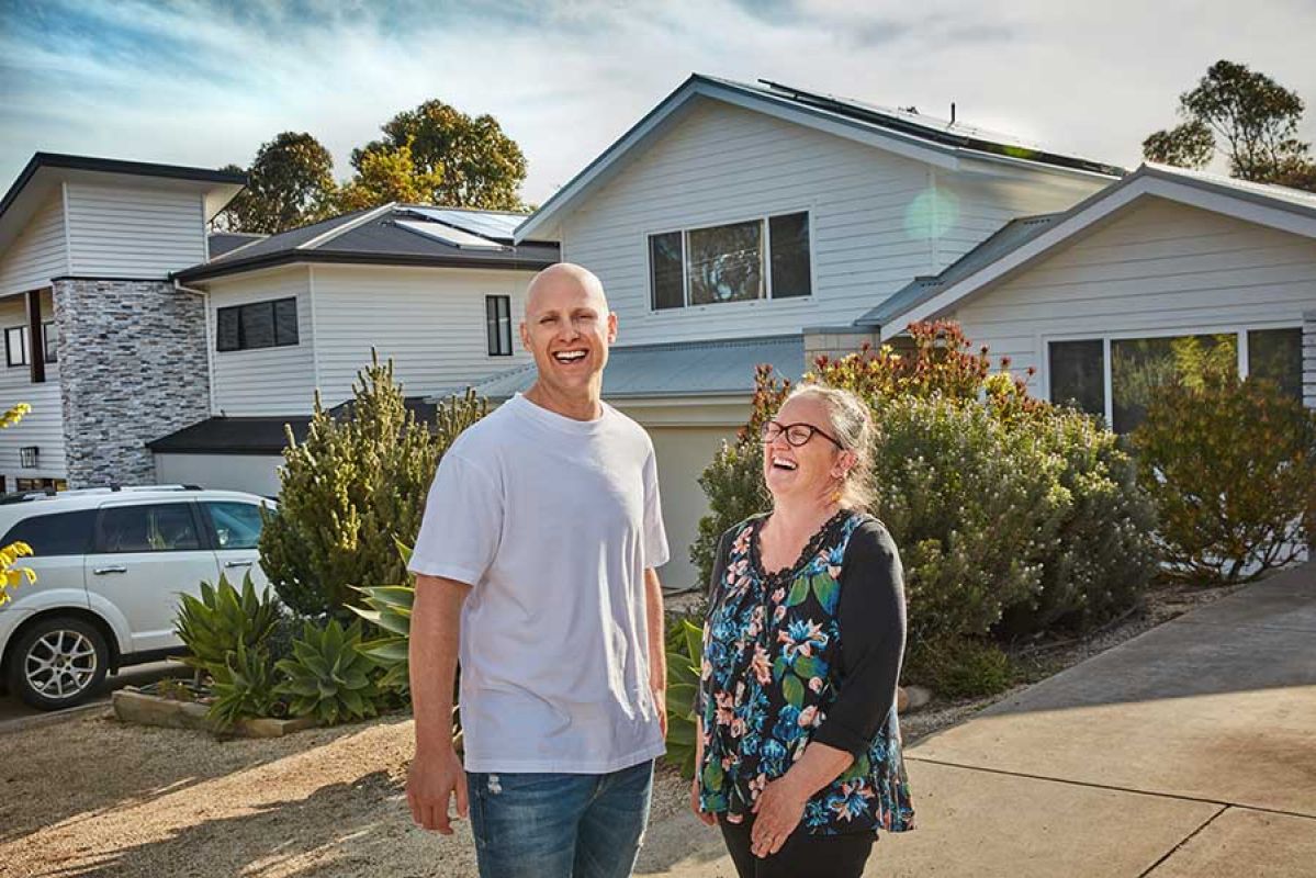 AFL Geelong player Gary Ablett Jnr and Mum Sue for RACV Solar