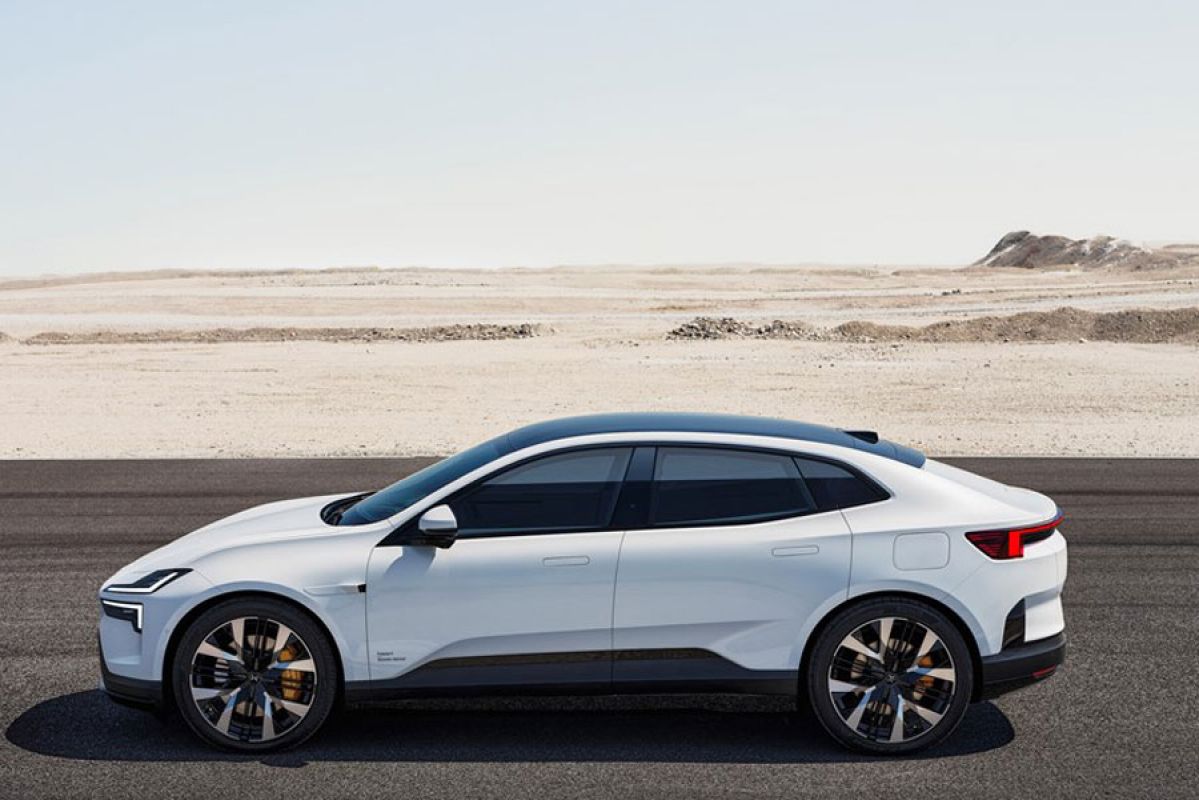 Polestar 4