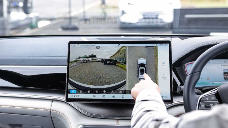 Understanding inbuilt device and car screen laws in Victoria | RACV