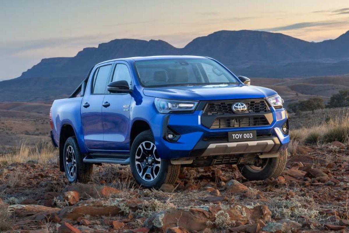 2024 Toyota HiLux SR5 with V-Active Technology