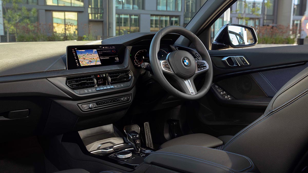 BMW 118i interior, steering wheel and dashboard