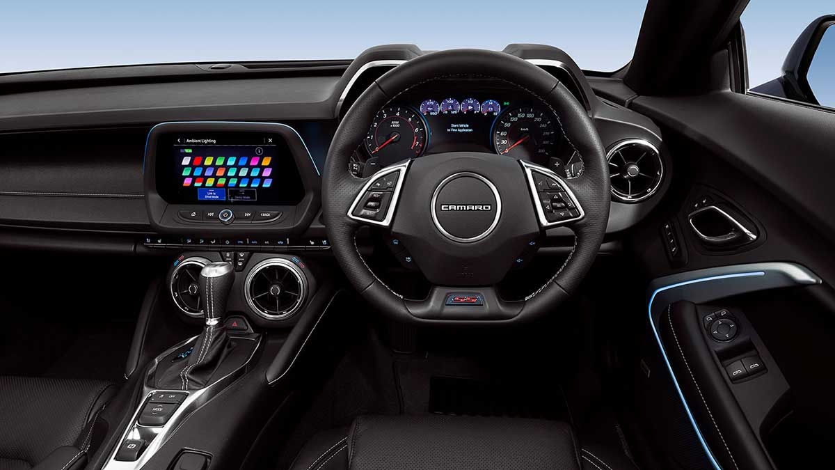 2019 Chevrolet Camaro dash and steering wheel 