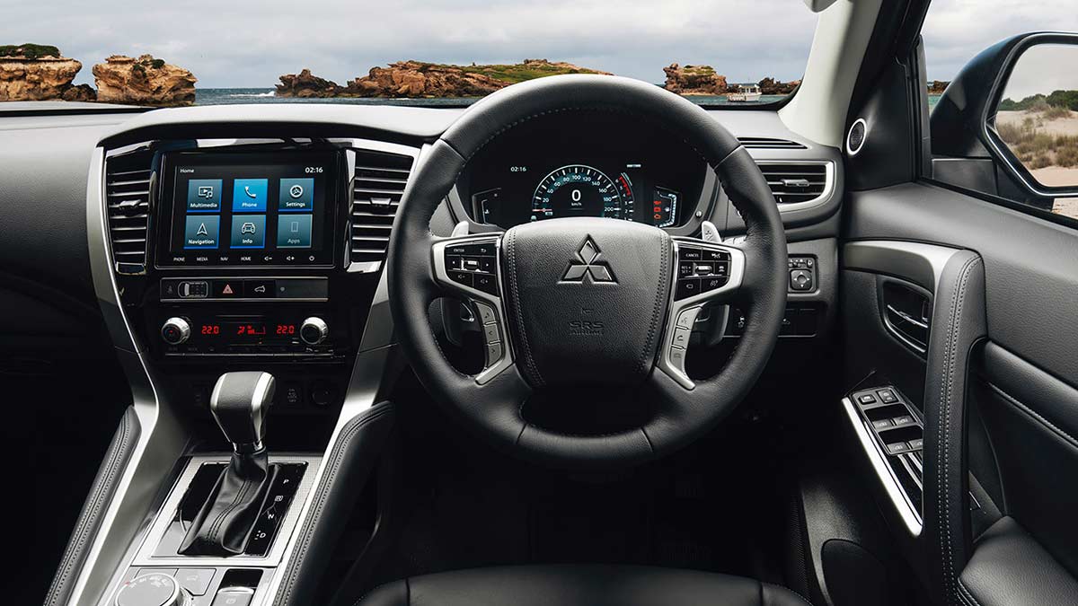 Interior console of the Mitsubishi Pajero Sport