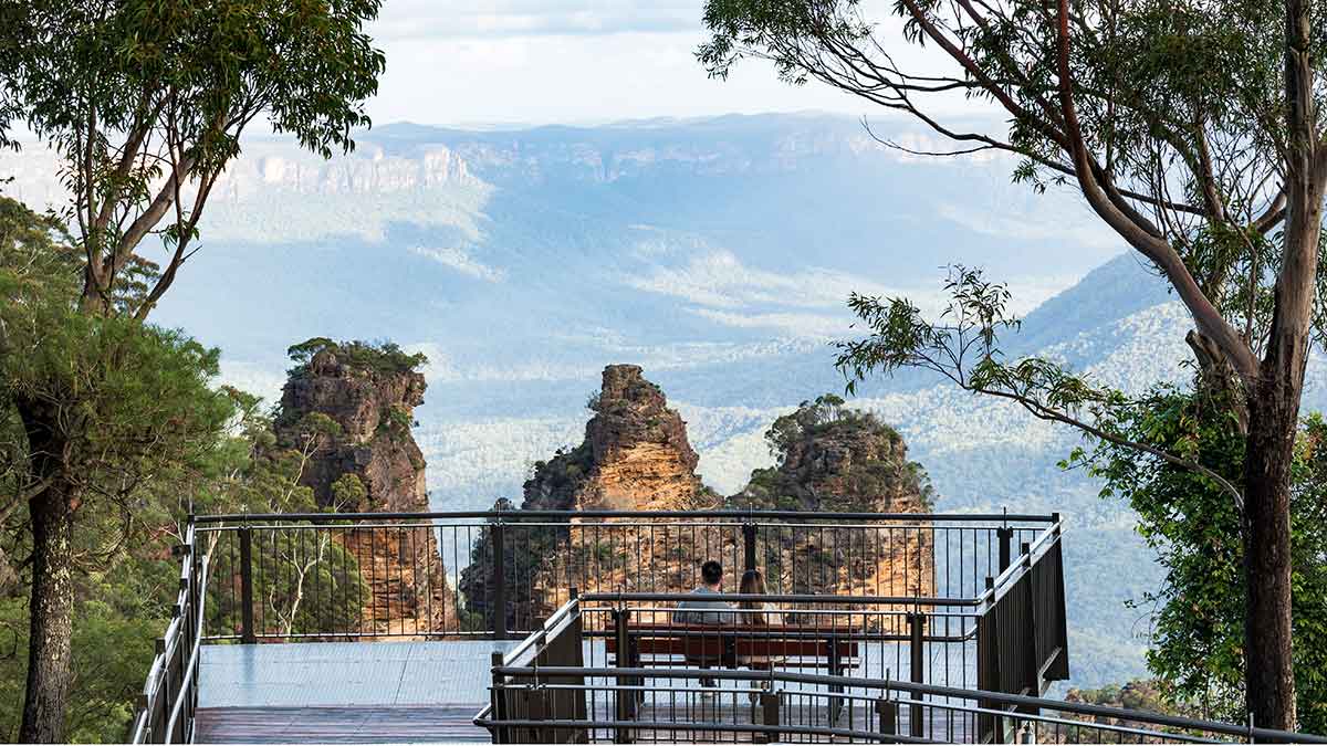 lookout over rocks and mountains