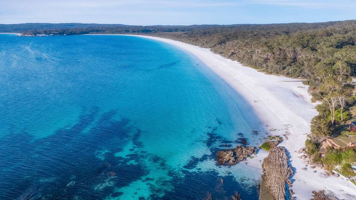 The spectacular waters of Hyams Beach, Jervis Bay. Image: Destination NSW