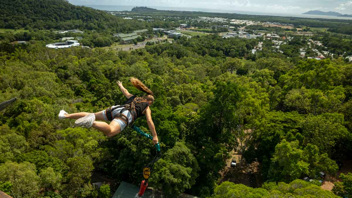 Soaring the skies with Skypark Cairns. Image: Tourism and Events Queensland