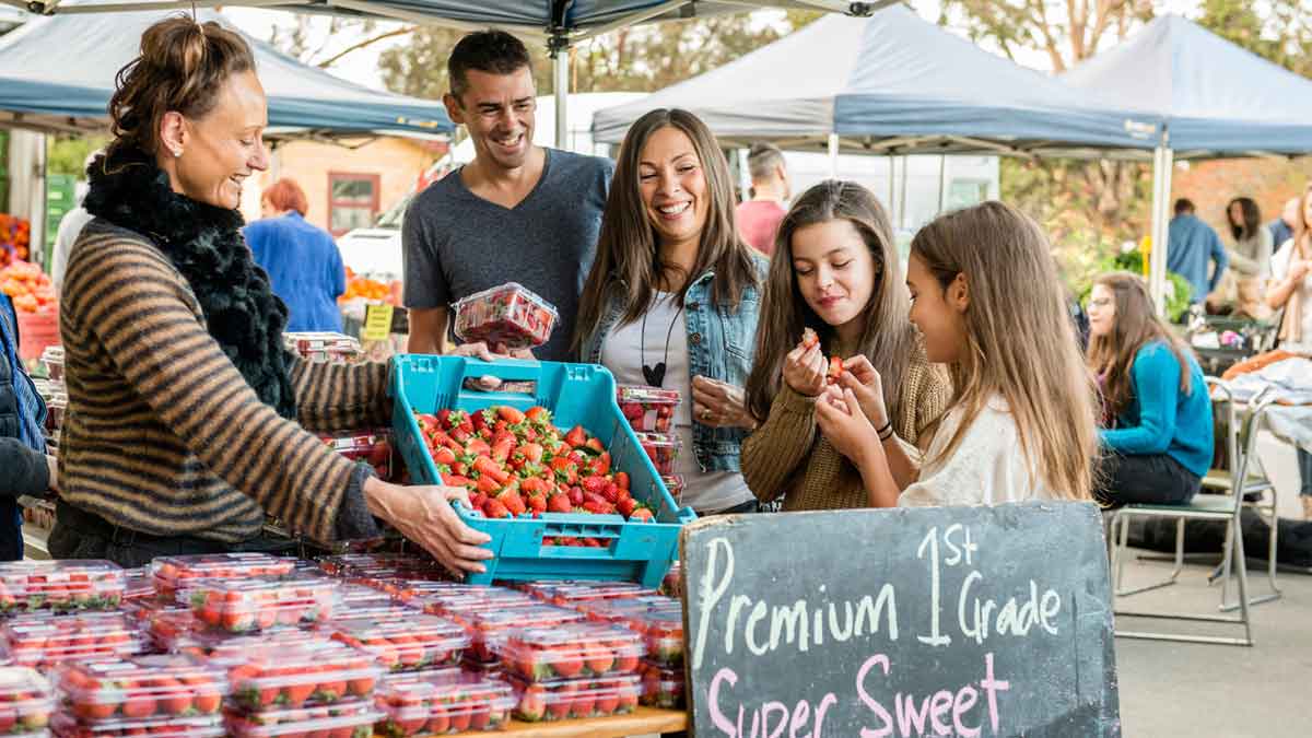 family at farmers market