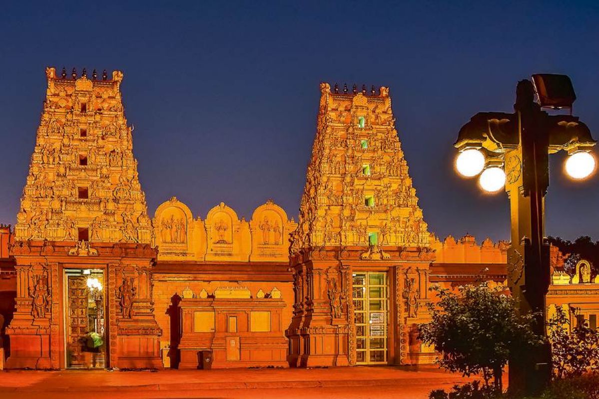 Shri Shiva Vishu Temple at night