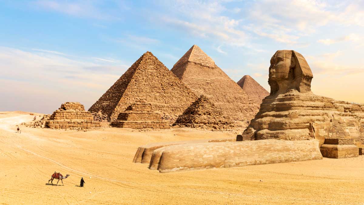 Sphinx and pyramids of Egypt