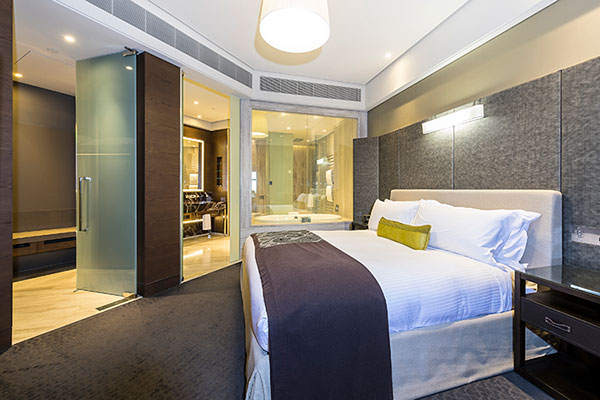 The Retreat Luxury Suite at RACV City Club, Melbourne | RACV