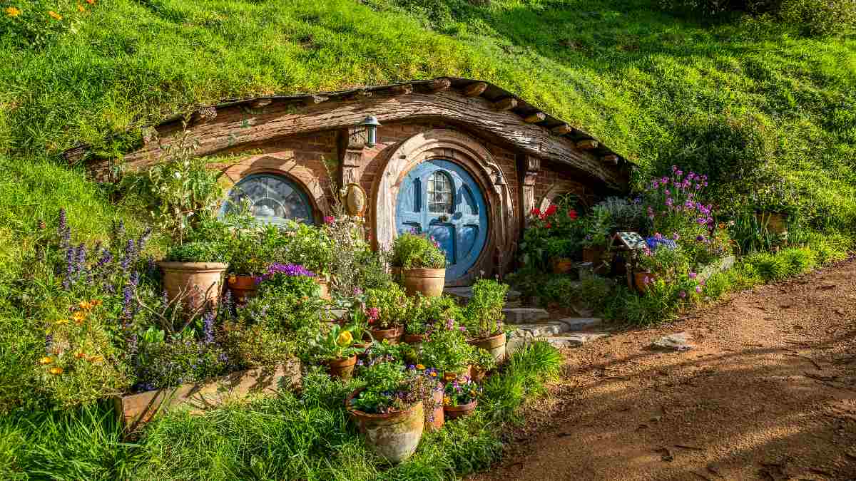 hobbiton cottage